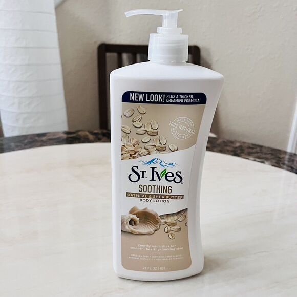 St. Ives Soothing Oatmeal & Shea Butter Body Lotion 21 oz - Picture 1 of 2